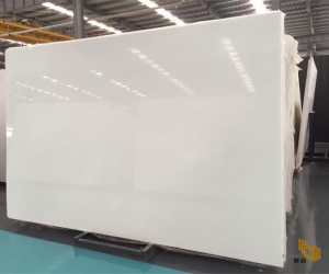 Fullbody white premium glossy