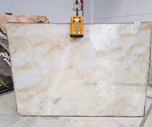 Onyx Sky White